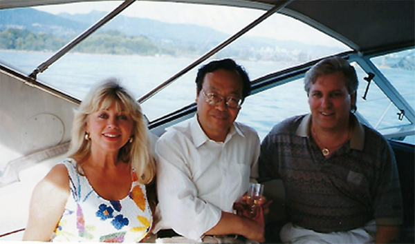  Doug & Krystyna Widdifield with the Chinese Federal Minister of Health 1995 